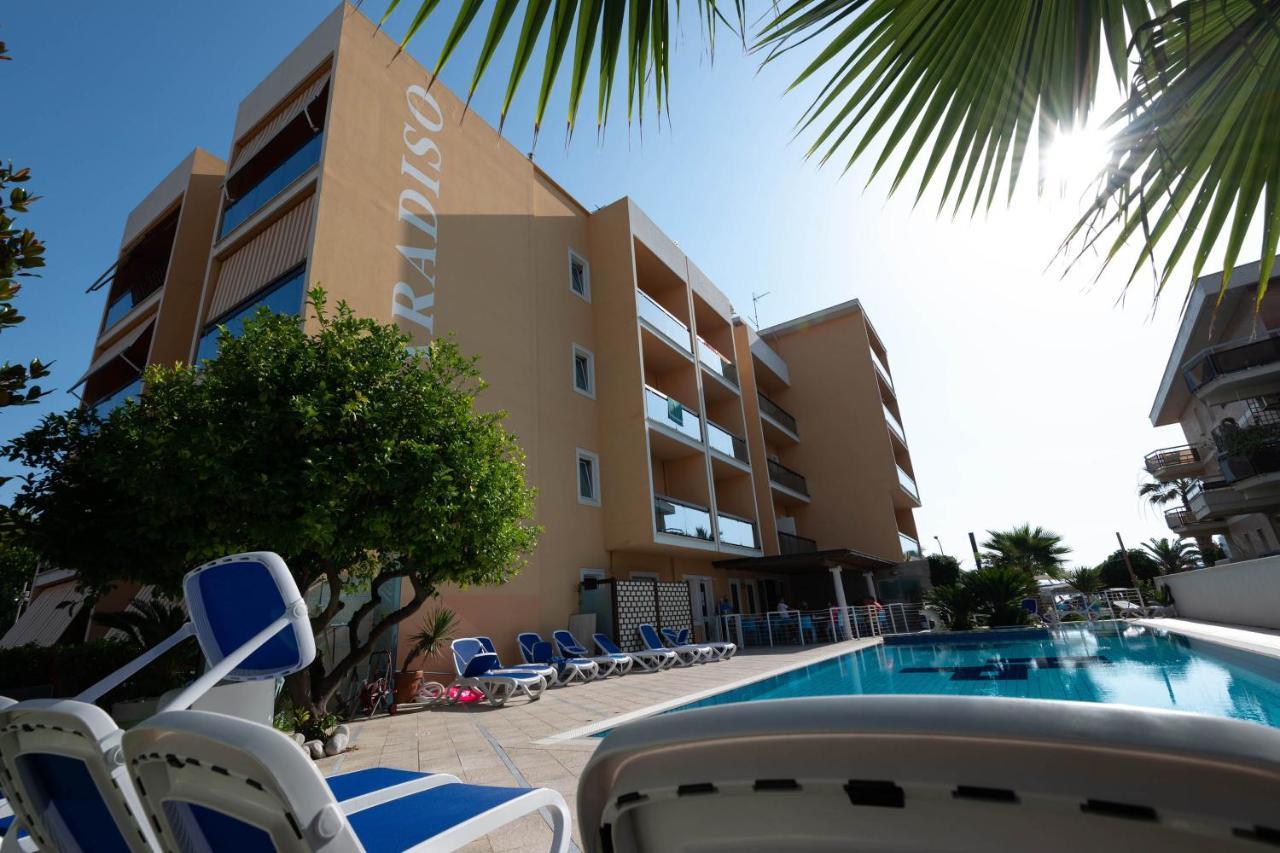 Hotel Paradiso غْروتّامّاري المظهر الخارجي الصورة